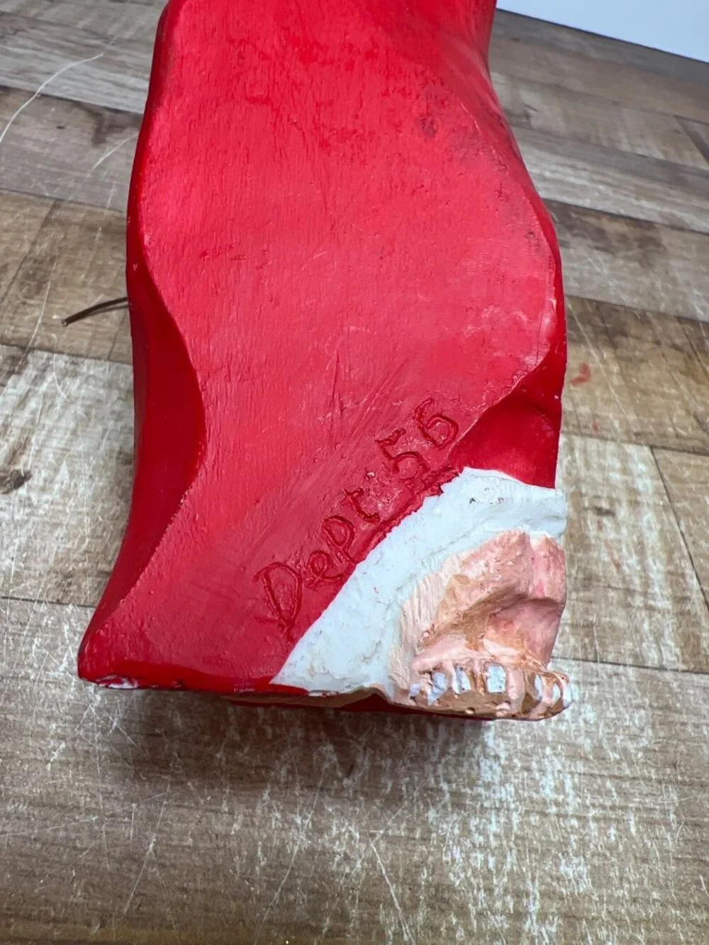 Dept 56 Wooden Santa Claus Figurine With Red Cloak & Boot Holiday Decoration